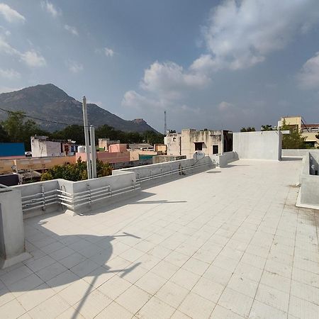 Nivas Hill View Homestay Тіруваннамалай Екстер'єр фото